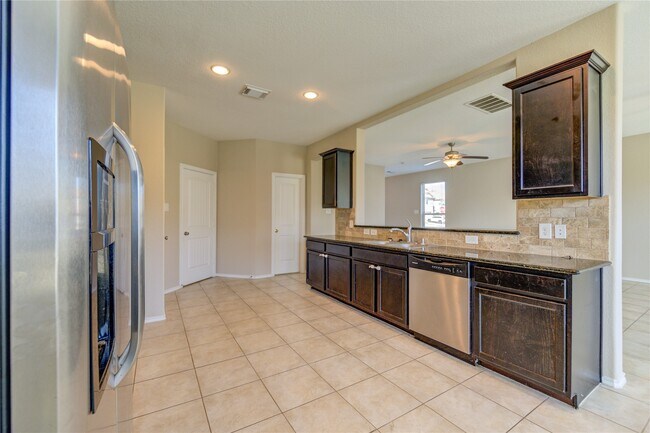 Building Photo - 3634 Goldleaf Trail Dr