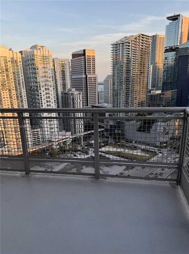 Building Photo - 350 S Miami Ave