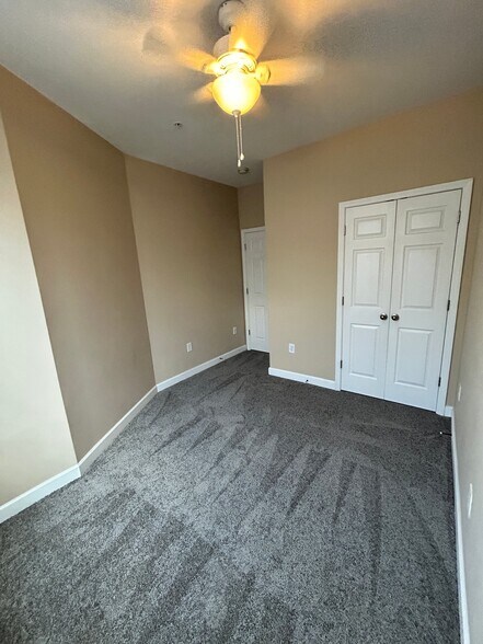 Building Photo - 7133 Founders Club Ct