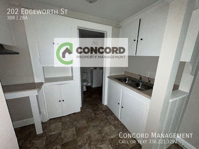 Building Photo - 202 Edgeworth St