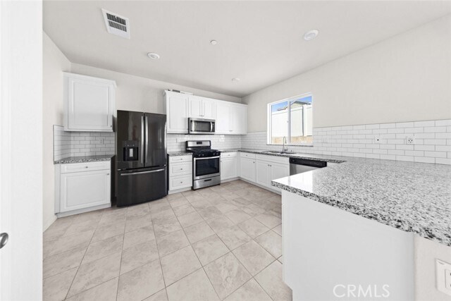 Building Photo - 11640 Eldridge Ave