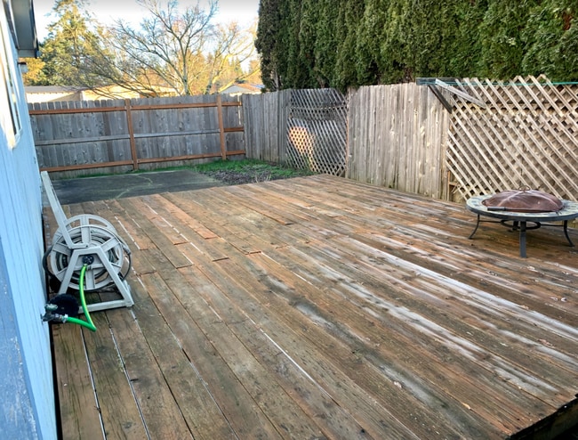 Building Photo - VIDEOTOUR: Amazing Newer South Salem Home! Great Location. PETS WELCOME