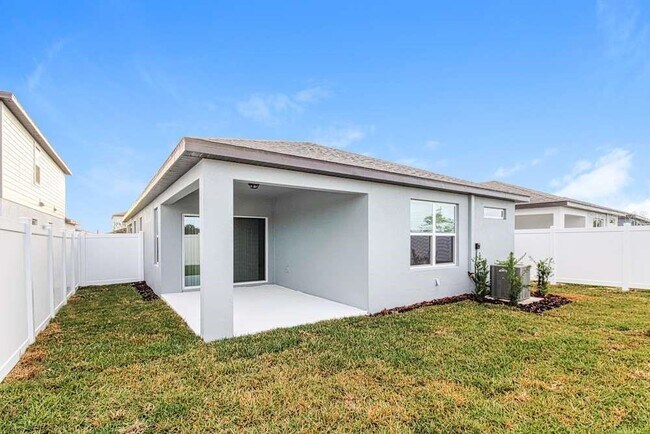 Building Photo - 3631 Hornbeam Rd