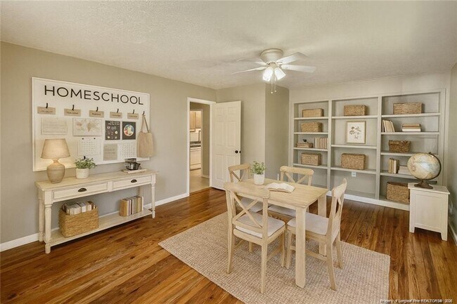 Building Photo - 3963 Loufield Dr