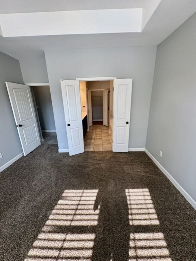 Building Photo - 8919 Glen Crossing
