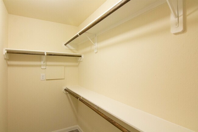 Building Photo - 8523 Oak Grove Church St