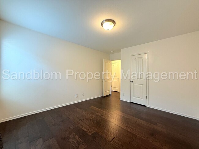 Building Photo - For Lease | Jenks | Available Now!