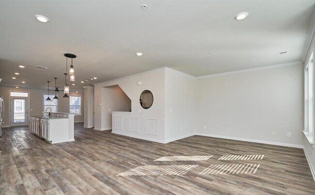 Building Photo - 45116 Kincora Dr