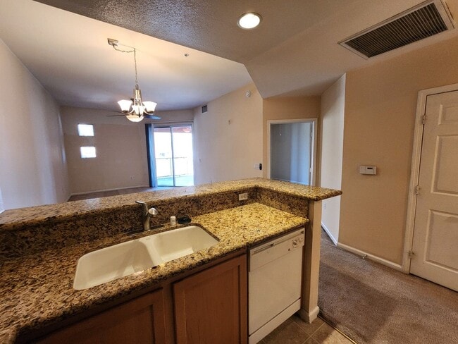 Building Photo - Luxury 1 bedroom condo unit on the 3rd Floor just off the "South LV Strip"