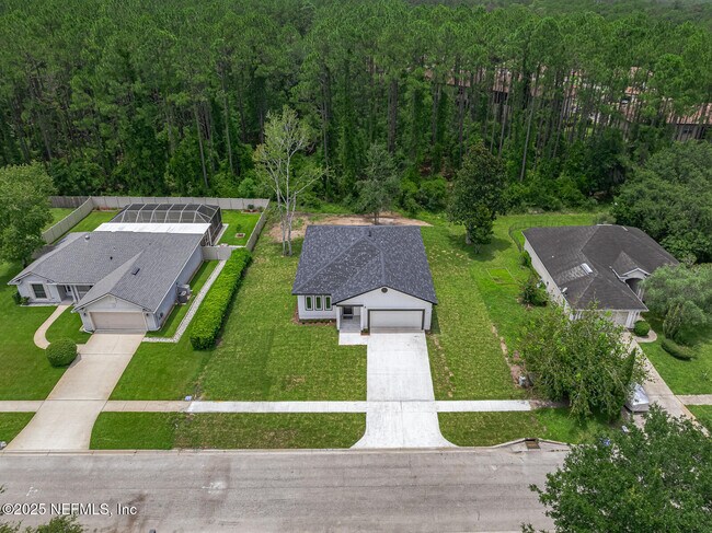 Building Photo - 213 Deportivo Dr