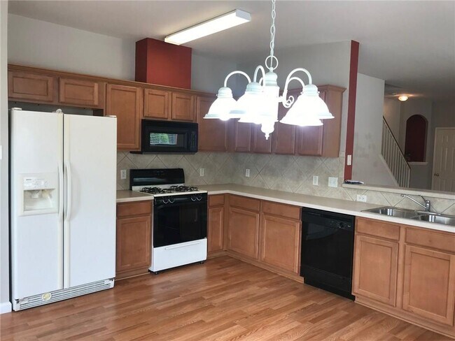 Building Photo - 1481 E Old Settlers Blvd