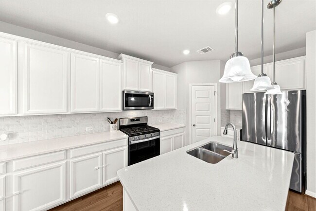 Building Photo - Room to Gather, Relax, and Enjoy Everyday Living