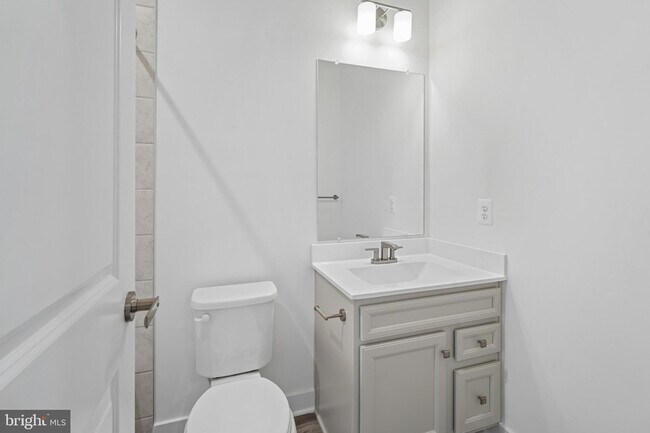 Building Photo - 174 Bethlehem Pl