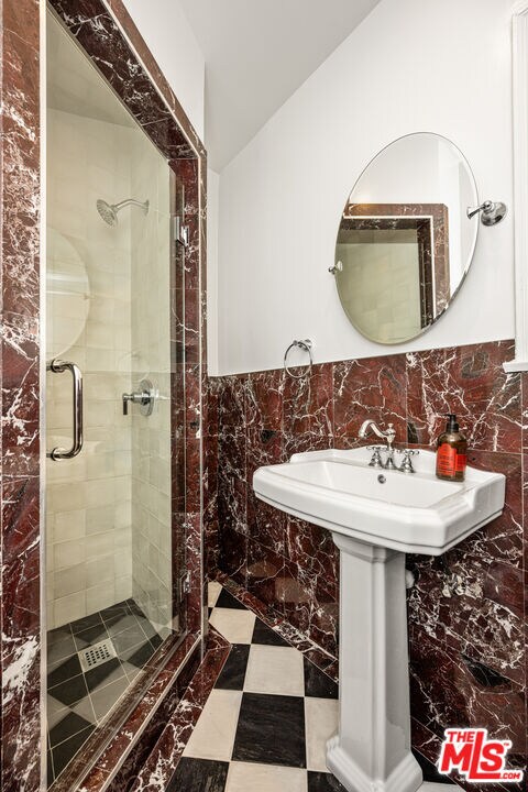 Building Photo - 3401 W 41st St