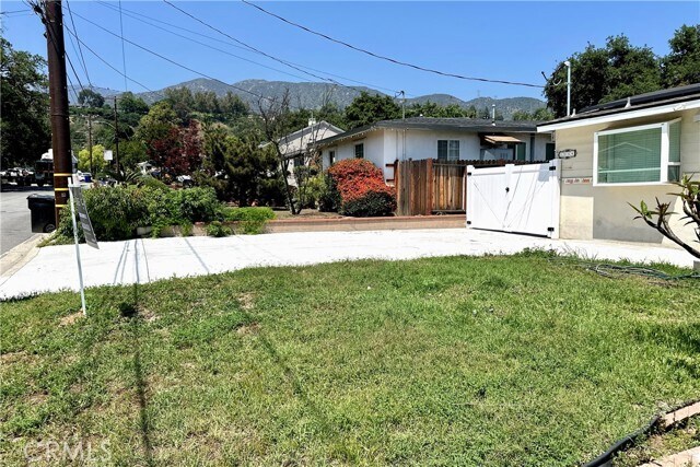 Building Photo - 1004 Miltonwood Ave