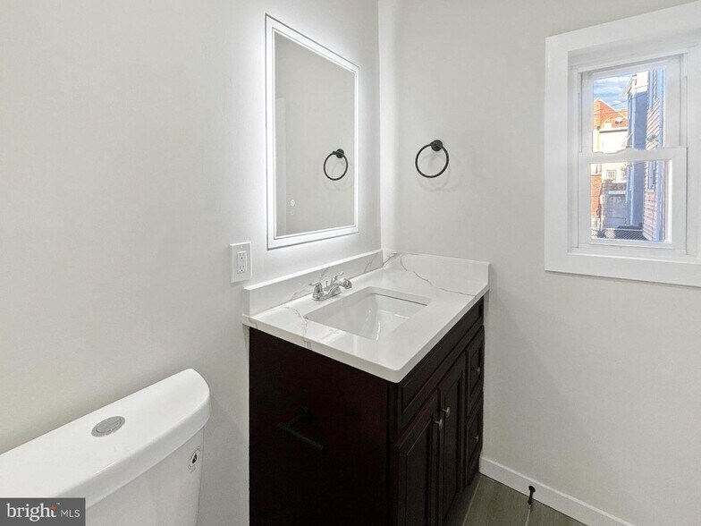 Building Photo - 2306 Wichita Ave