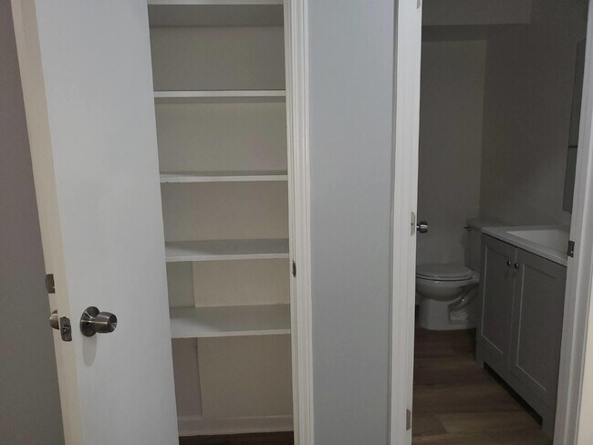 Building Photo - $500 off one month.  Call for details. "Ch...