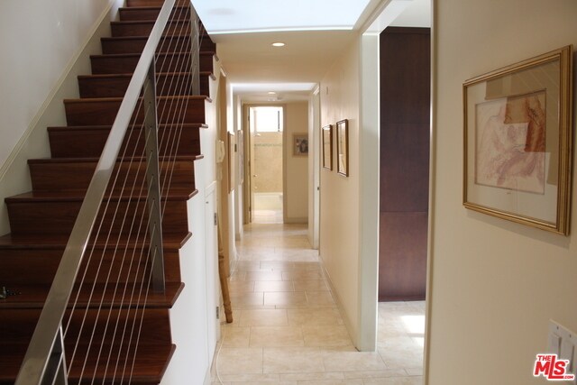 Building Photo - 10400 La Grange Ave