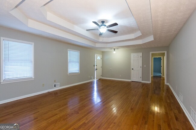 Building Photo - 374 McGiboney Rd