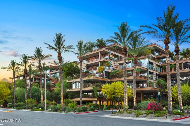 Building Photo - 7141 E Rancho Vista Dr