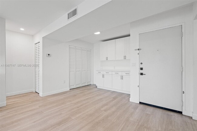 Building Photo - 7765 SW 86th St