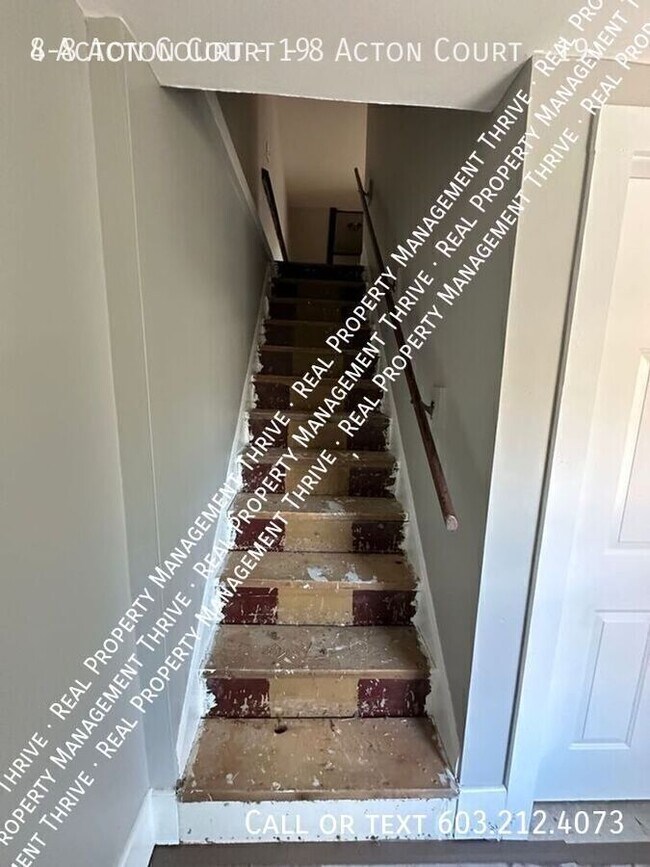 Building Photo - 8 Acton Ct