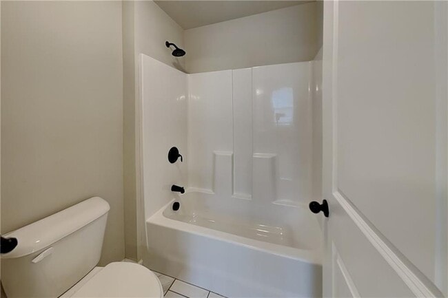 Building Photo - 3770 Brookhollow Dr