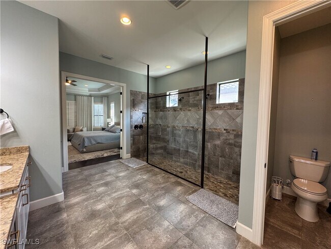 Building Photo - 9470 Galliano Ter