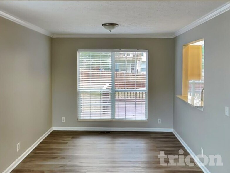 Building Photo - 716 Hallcrest Ct