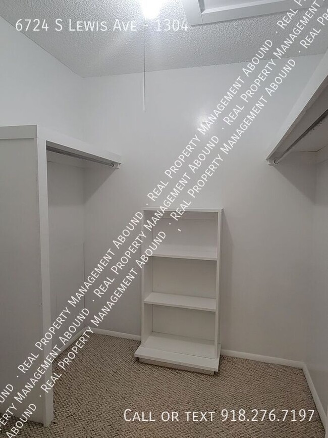 Building Photo - 6724 S Lewis Ave