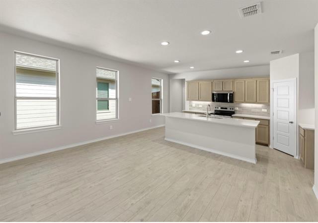 Building Photo - 1641 Mdw Crst Dr
