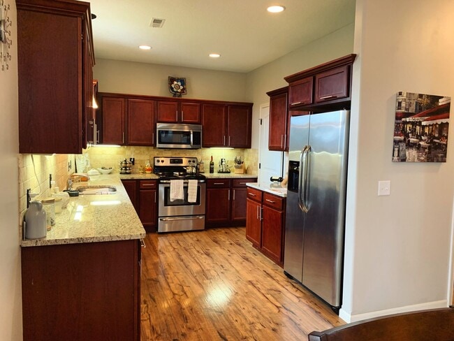 Building Photo - Italian Estates Property Management
