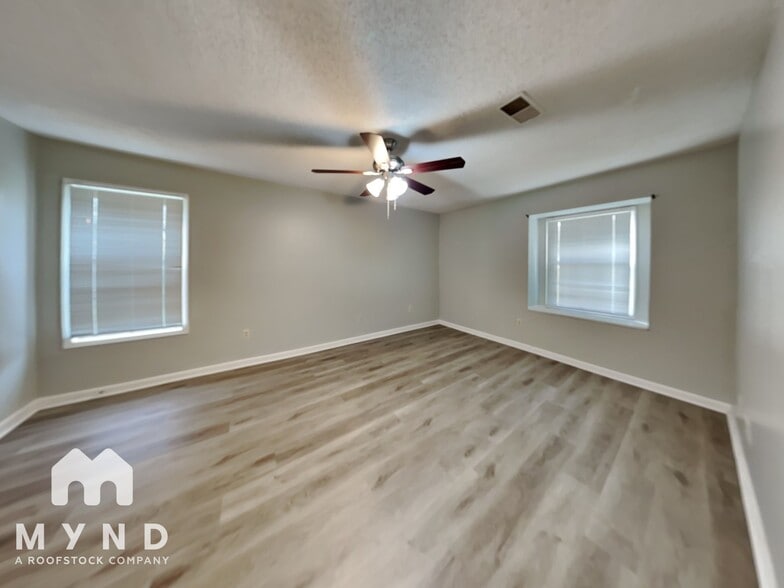 Building Photo - 7071 Atherton Cove