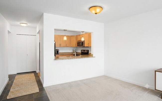 Building Photo - 5500 Friendship Blvd