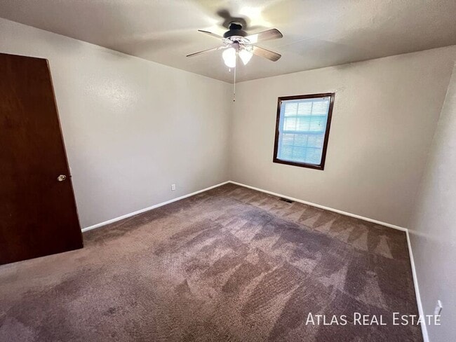 Building Photo - 2519 Wood Ave