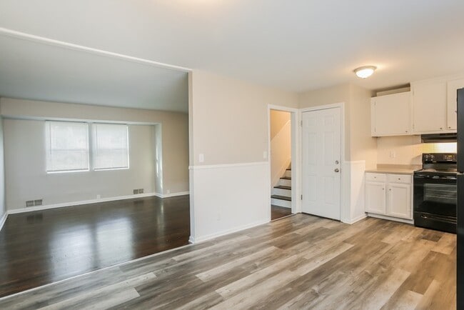 Building Photo - Great 3 Bedroom Kansas City Home