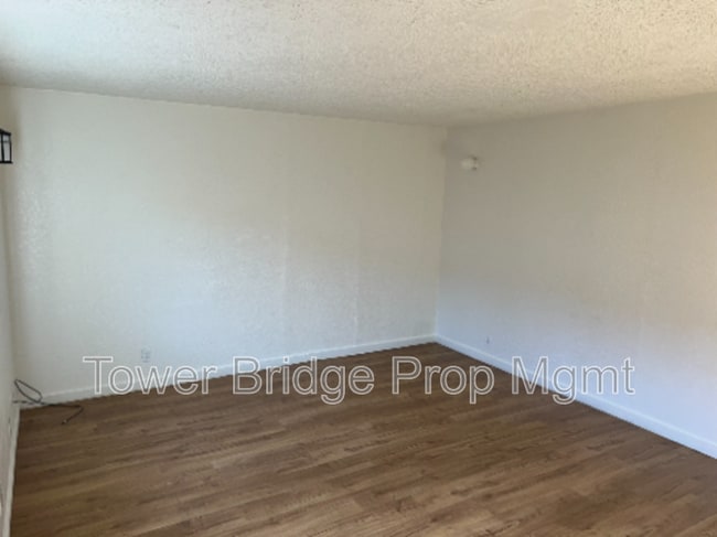 Building Photo - 2740 Crosby Way