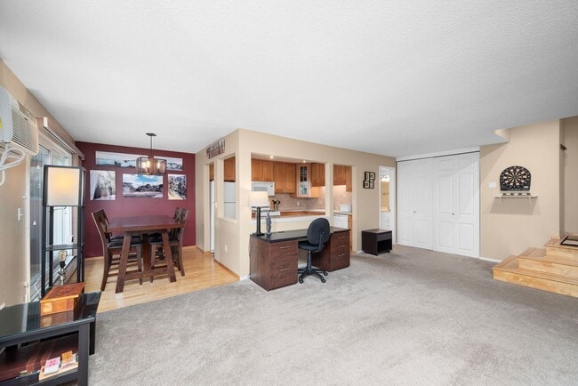 Building Photo - 4860 Park Commons Dr