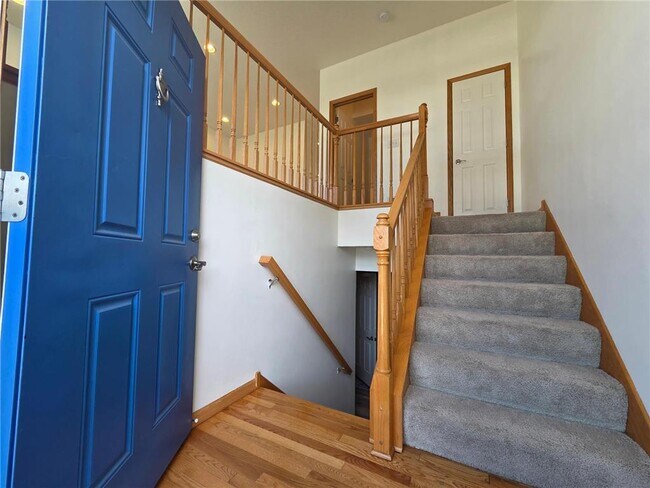 Building Photo - 15842 Frisian Ln