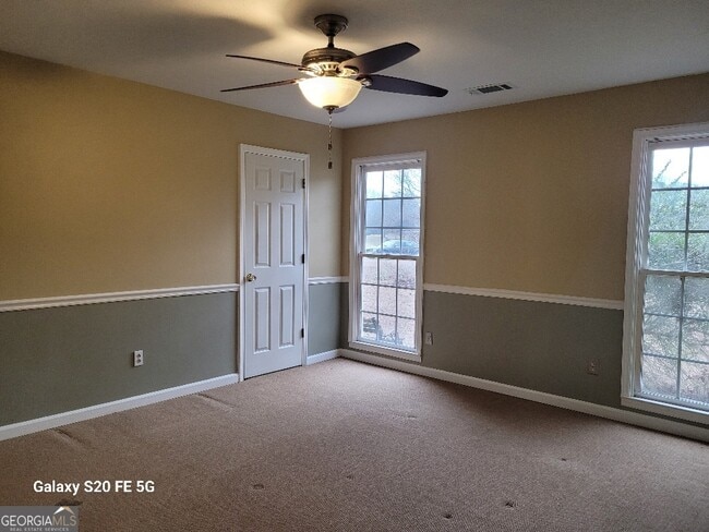 Building Photo - 108 Huntington Dr