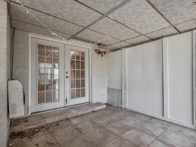 Building Photo - 1505 W Blake St