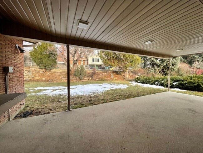 Building Photo - Gorgeous Mid-Century Modern Home Adjacent to BYU