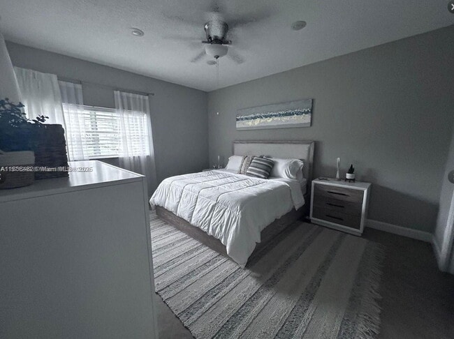 Building Photo - 51 N Lakeshore Dr