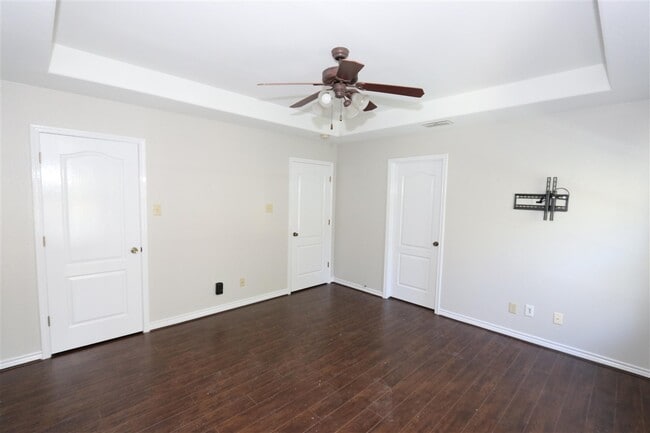 Building Photo - 9804 Cantera Ct