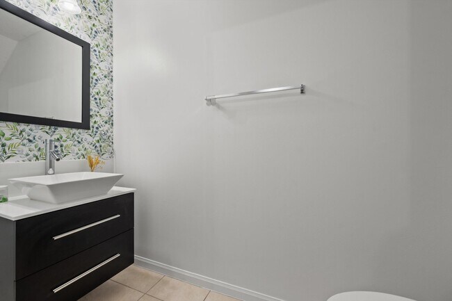 Building Photo - 9808 Porta Leona Ln