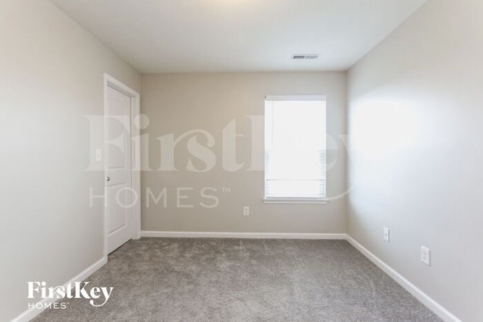 Building Photo - 3214 S Dendle Dr
