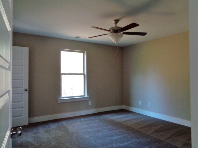 Building Photo - Home For Rent Vance, AL - COMING SOON!