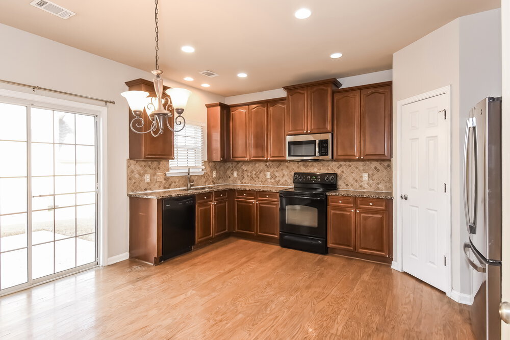 Building Photo - 6615 Bridge Stream Rd