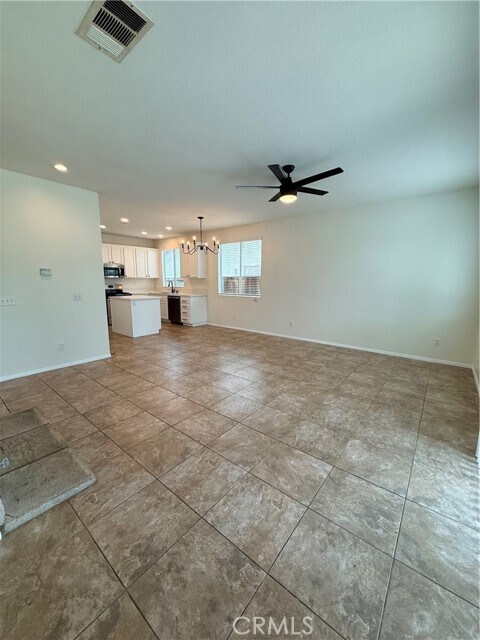 Building Photo - 25865 Lake Shore Ln