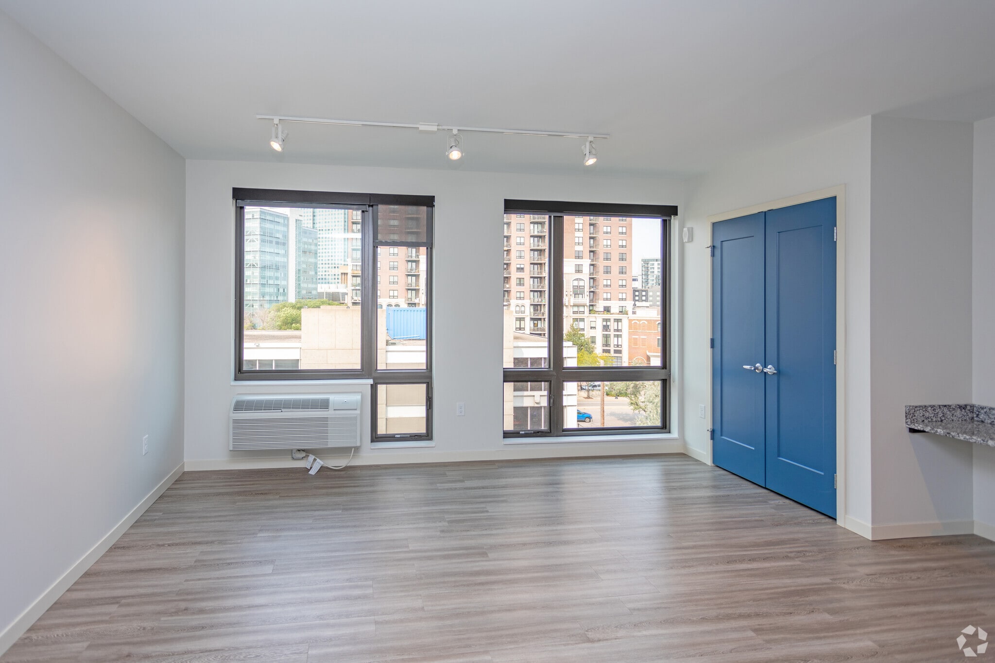 Studio, 1BA - 405SF - Aberdeen Apartments
